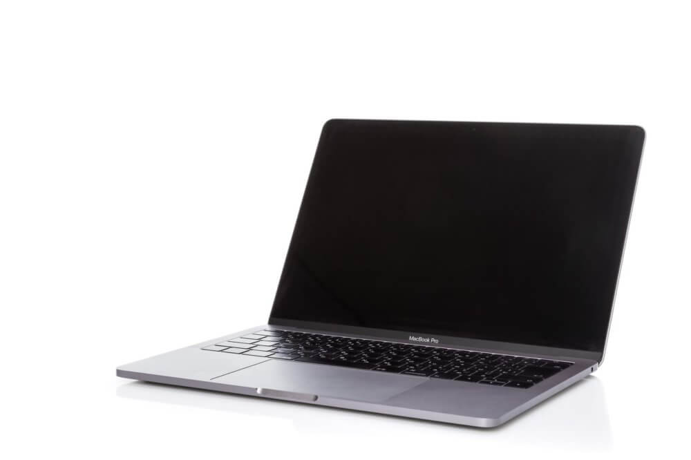 コンパクトな MacBook Pro 13インチ