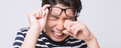 パソコンやりすぎて目から汗が
