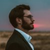 写真を見て教授かホームレスか当てるゲーム「Prof or Hobo?」