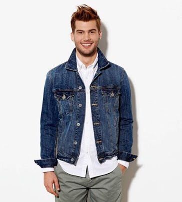 AMERICAN EAGLE OUTFITTERS(アメリカン・イーグル・アウトフィッターズ)