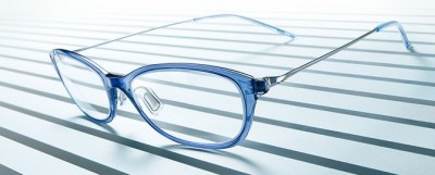 薄くて抜群の軽量感。ミニマルフォルムのメガネ「Air frame ZERO」