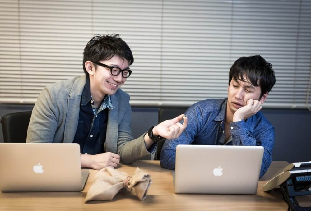 「デスマ？これ食って元気だせよ」っと強要してくるプロジェクトリーダー