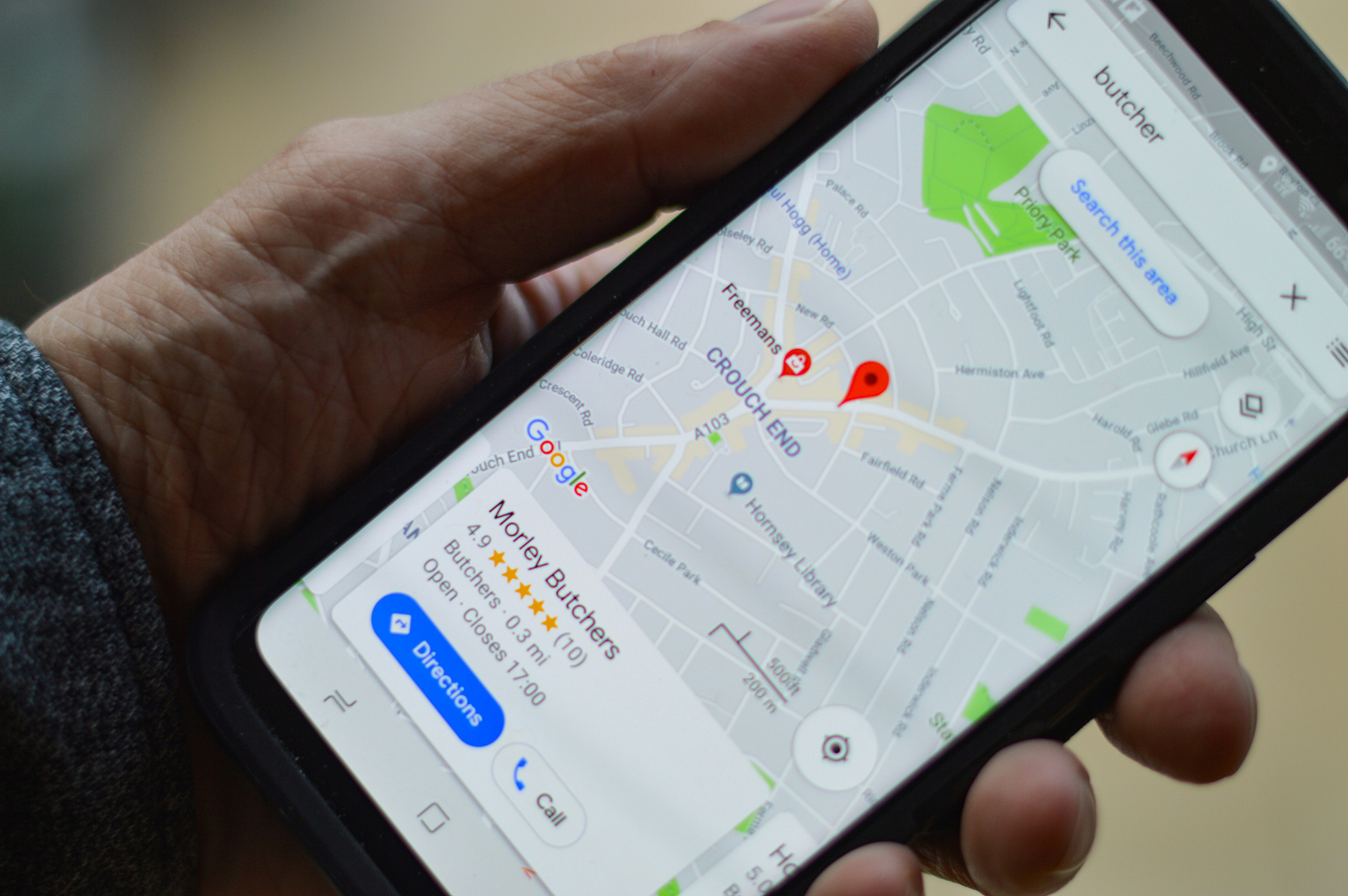 スマホに表示されたGoogle Mapアプリの画面
