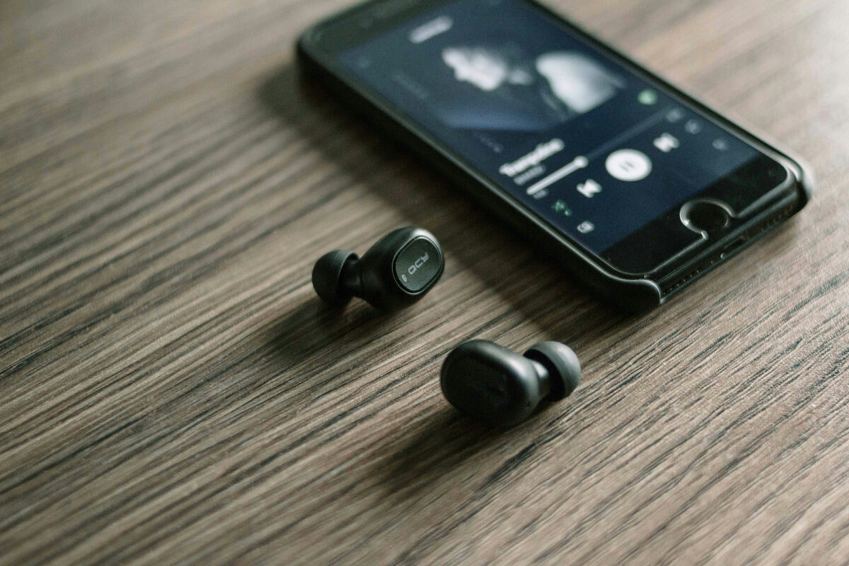 スマホとBluetoothイヤホン