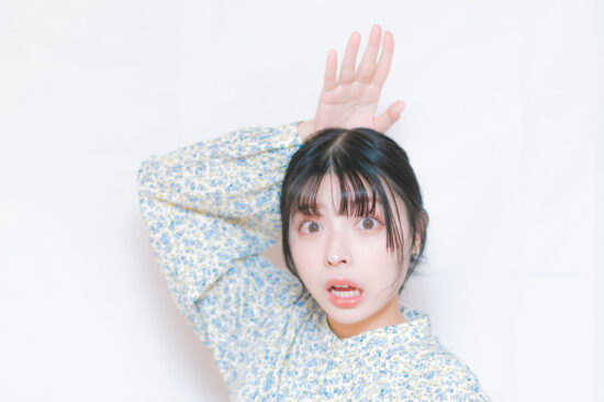 ぶったまげる嫁の驚きの表情と仰天リアクション